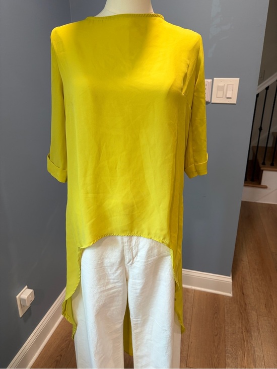 New York & Company Tops - Sweet Pea Stacy Frati Lime Silky Blend High Low Blouse XS Floral Tie Back Top